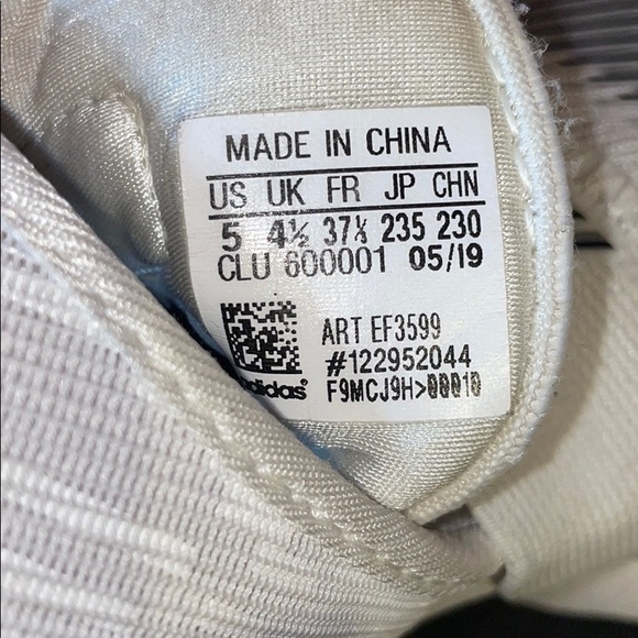 Adidas Harden Basketball Shoes. size 5Y - Picture 6 of 7